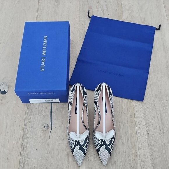 Stuart Weitzman Women's Black and White Courts - Picture 1 of 8
